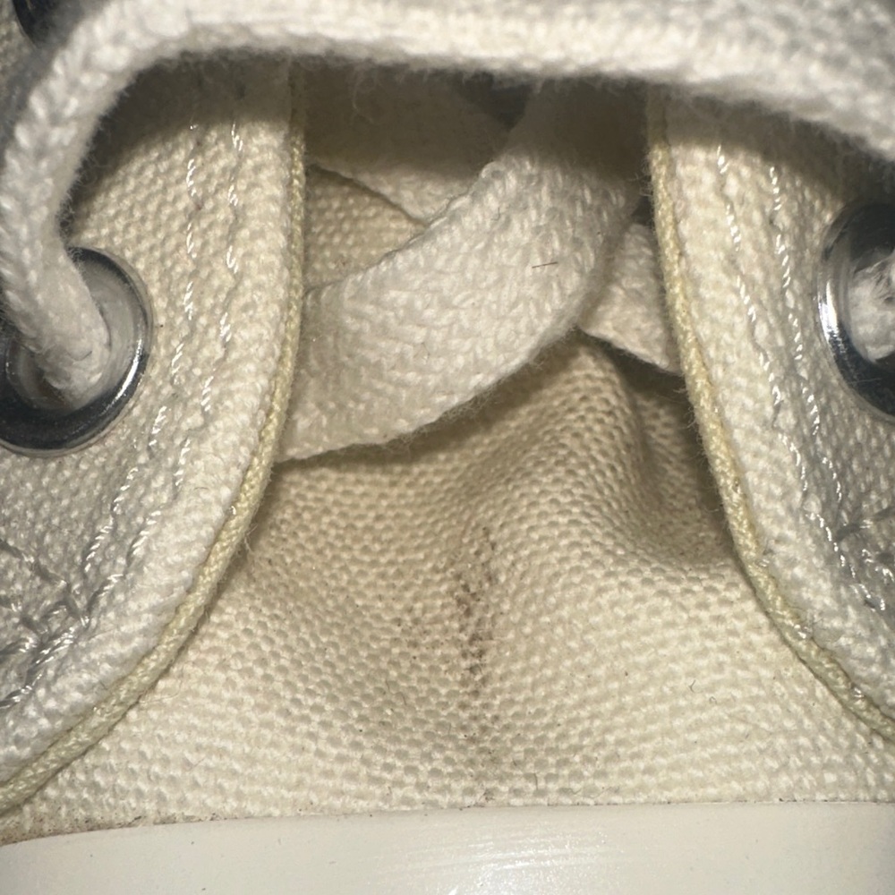 Converse High-Top Sneakers in Cream and‎ Red - Picture 7 of 13